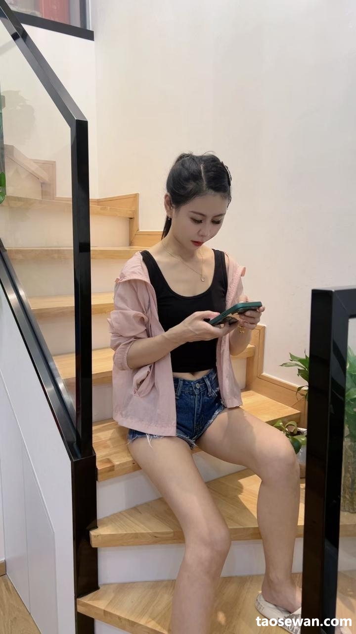 174225xueaubl1oauhgbnd.jpg