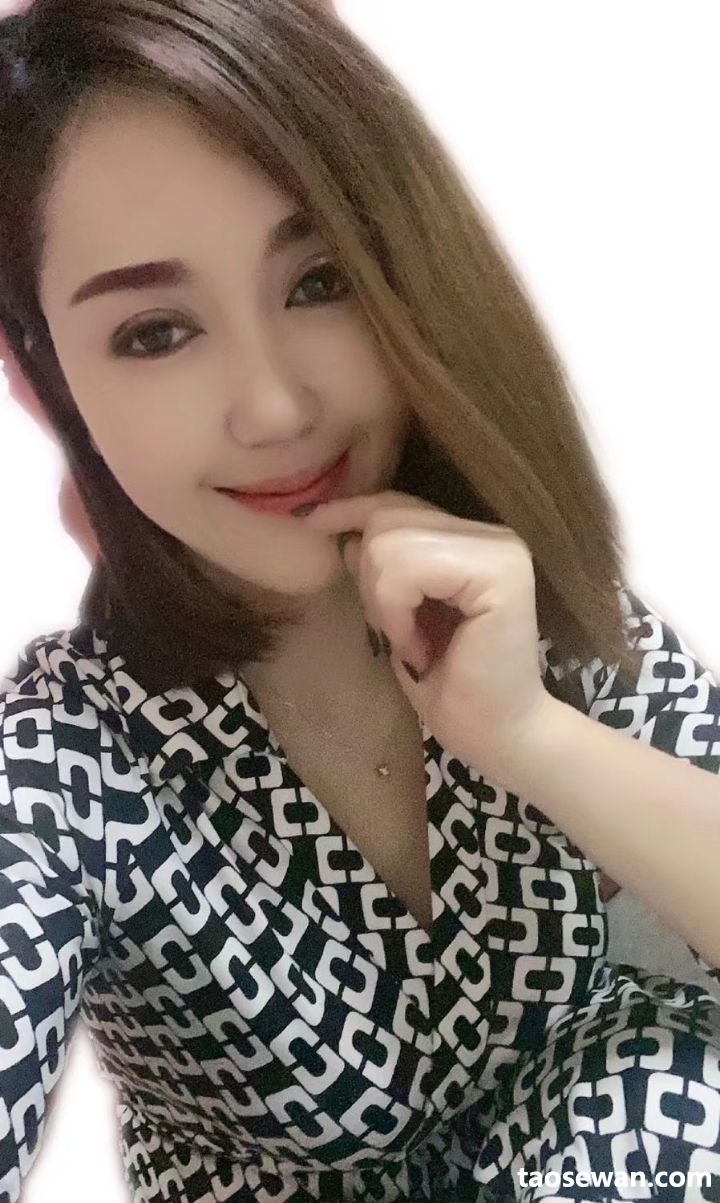 002919y3l3e2jms6aae26v.jpg