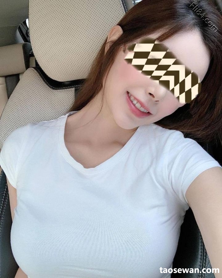 014636fd5bvjejey05bt6m.jpg