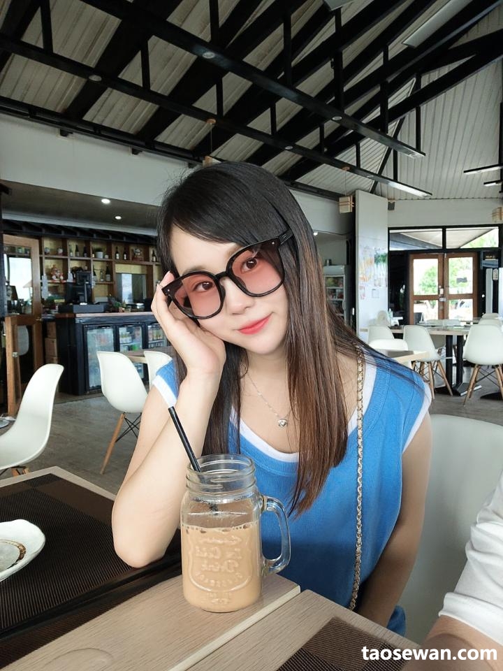005539n91rq94191lqfkg9.jpg