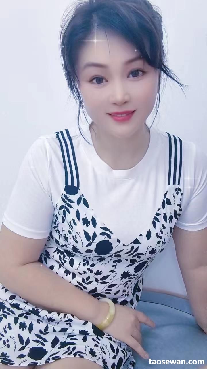 235753fc5xg5wpwrr5wsw5.jpg