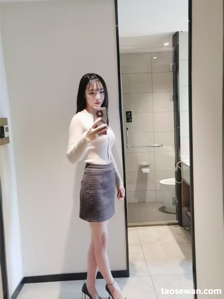 010655d2l8ommjzm83jpnf.jpg
