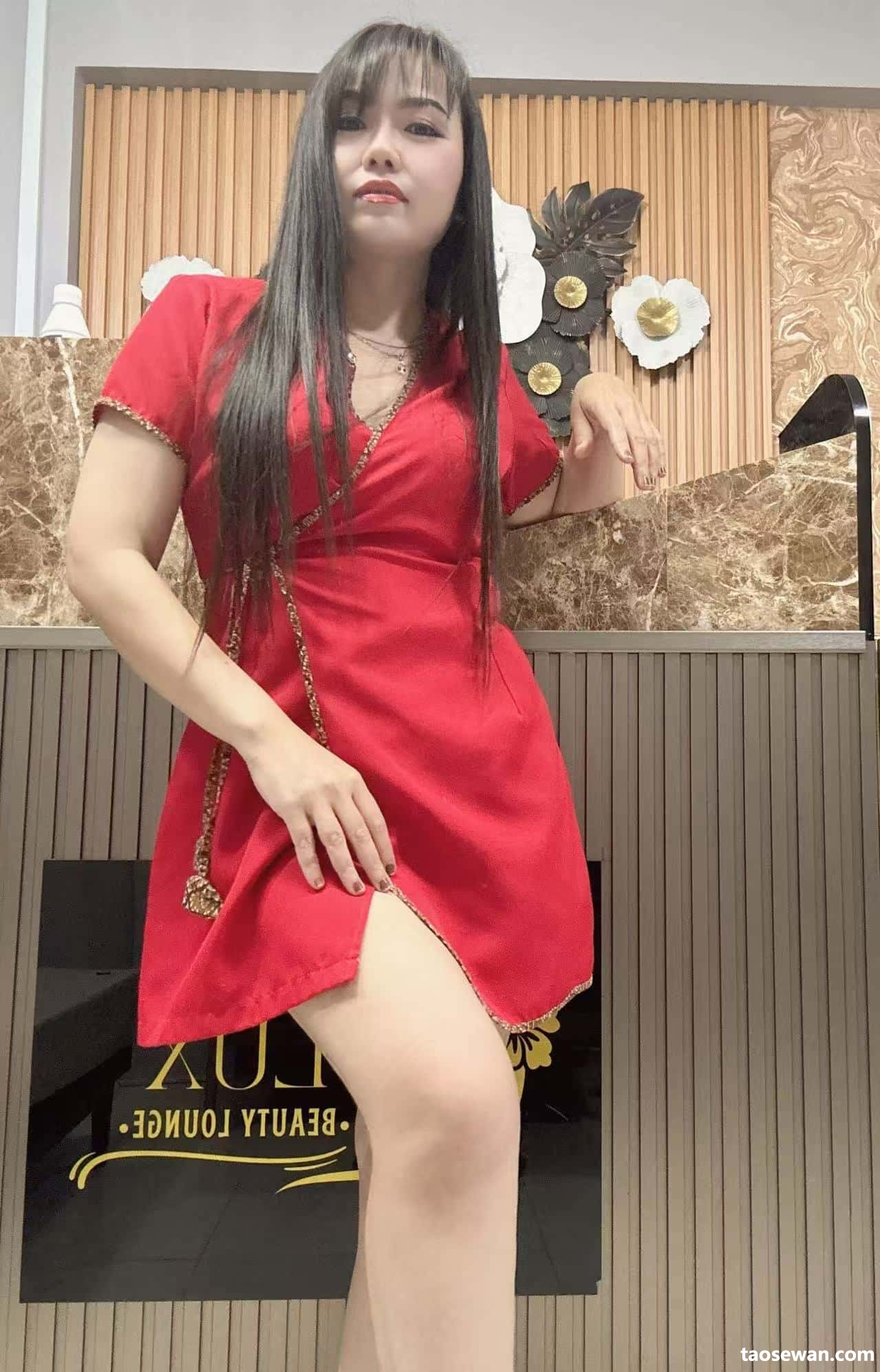 182028r24z2xvpxxgt4xxx.jpg